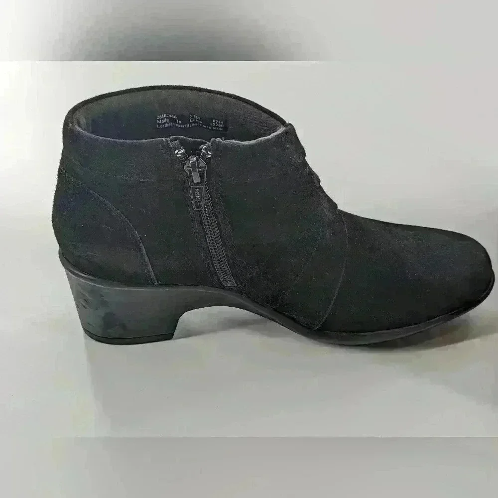 Clarks Collection Boots Womens 5.5M Slip On Zip Ankle Bootie Black Leather Heels